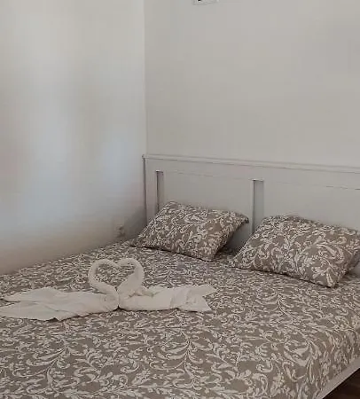 Apartmani Dejan Skradin Exterior photo