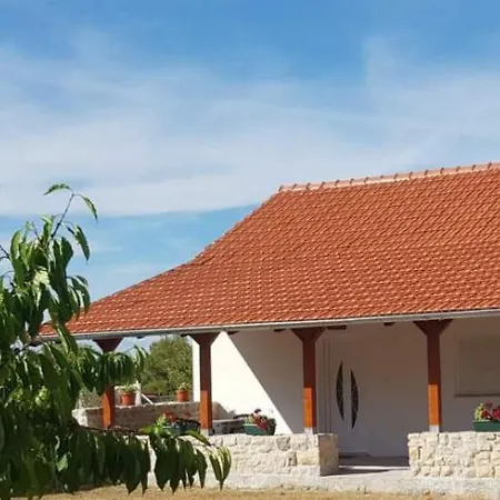 Apartmani Dejan Skradin Exterior photo